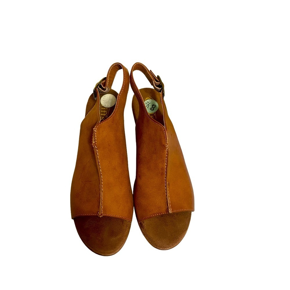 CLIFFS BY WHITE MOUNTAIN SANDALS